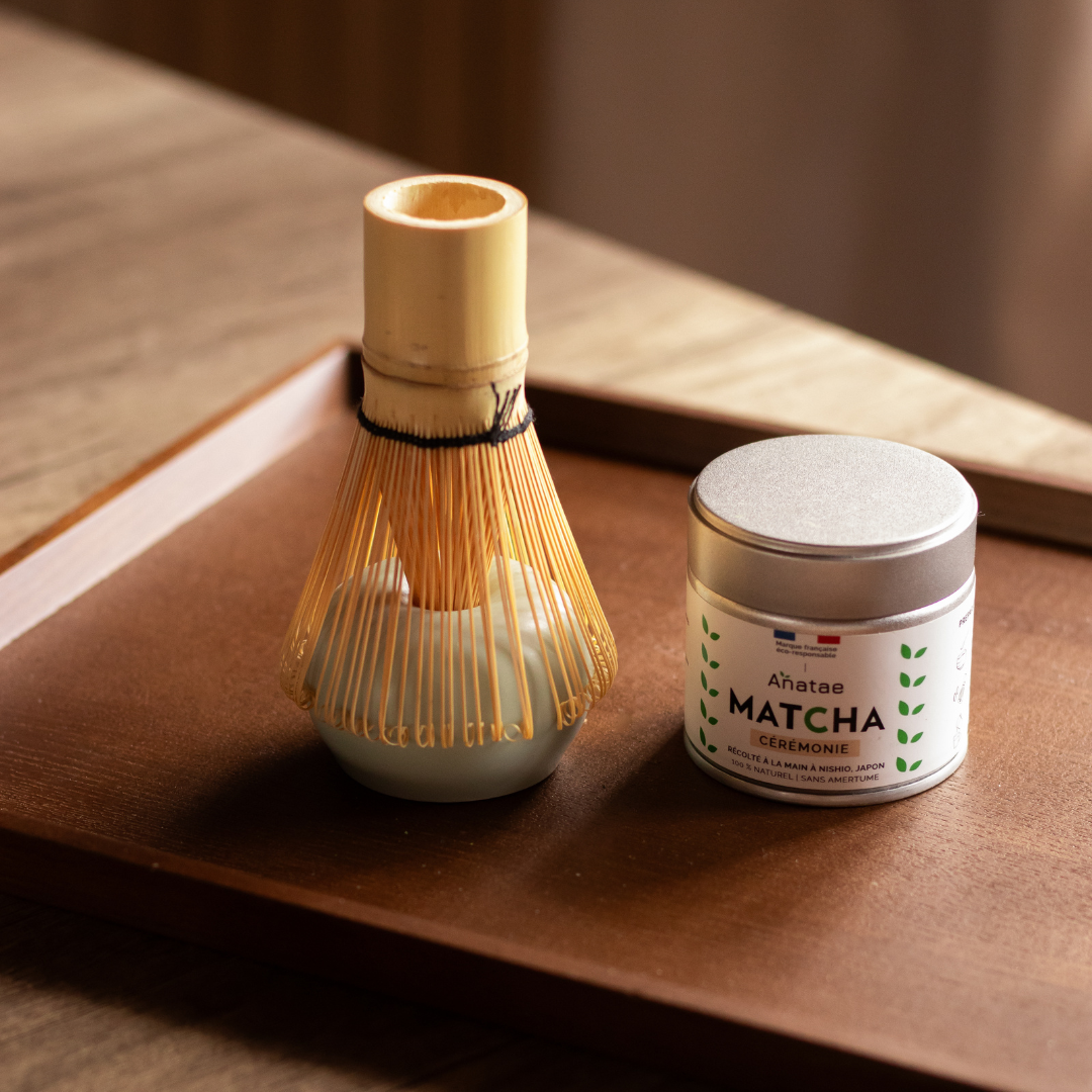 NAOSHI - SUPPORT POUR FOUET À MATCHA CHASEN COURT